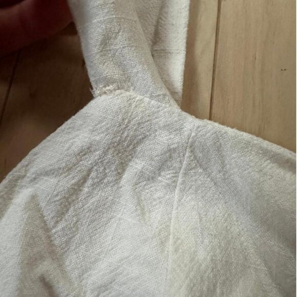 Minimalist off-white corset-style top with tie straps - Picture 7 of 7